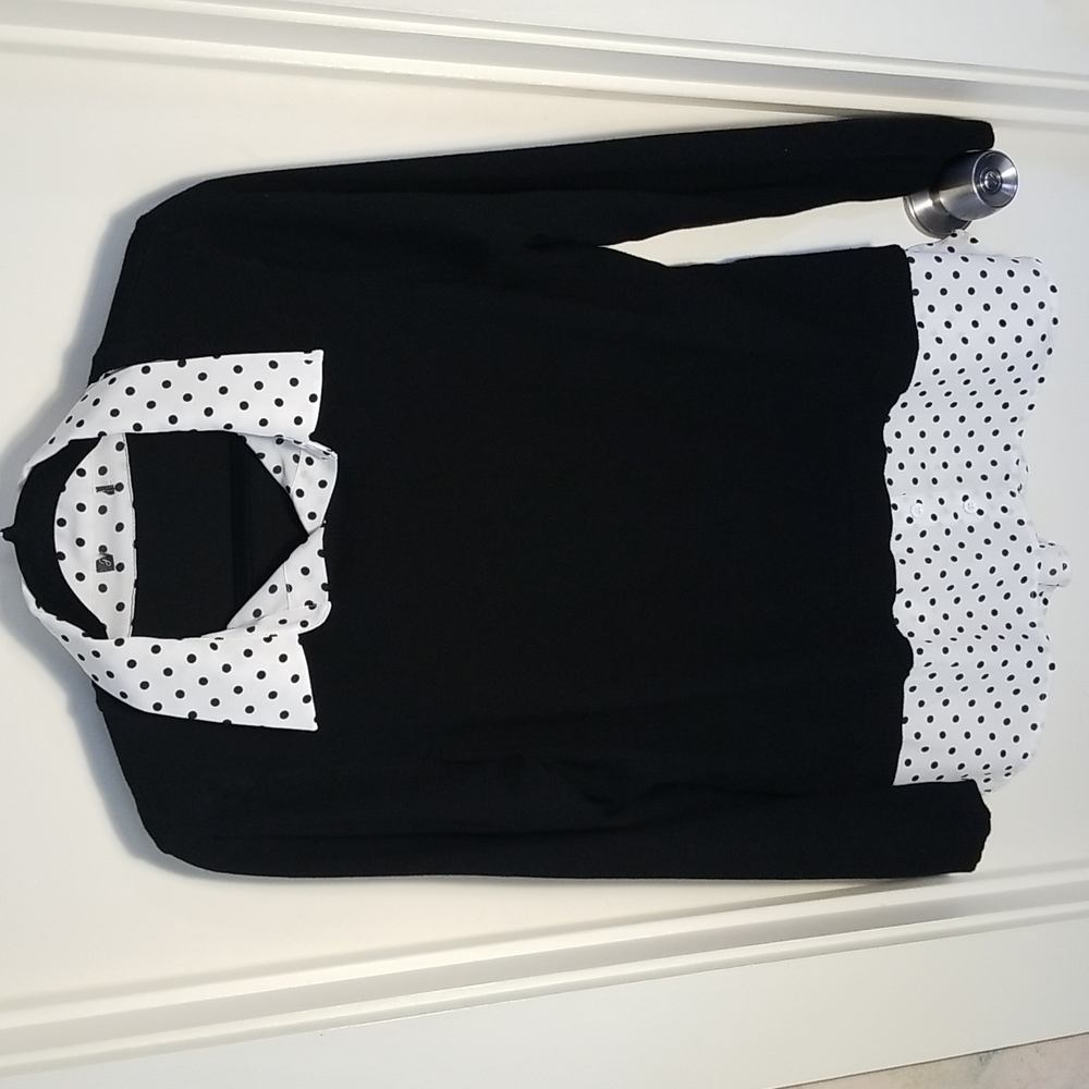 Women’s Large Black sweater with polka dot collar and hem